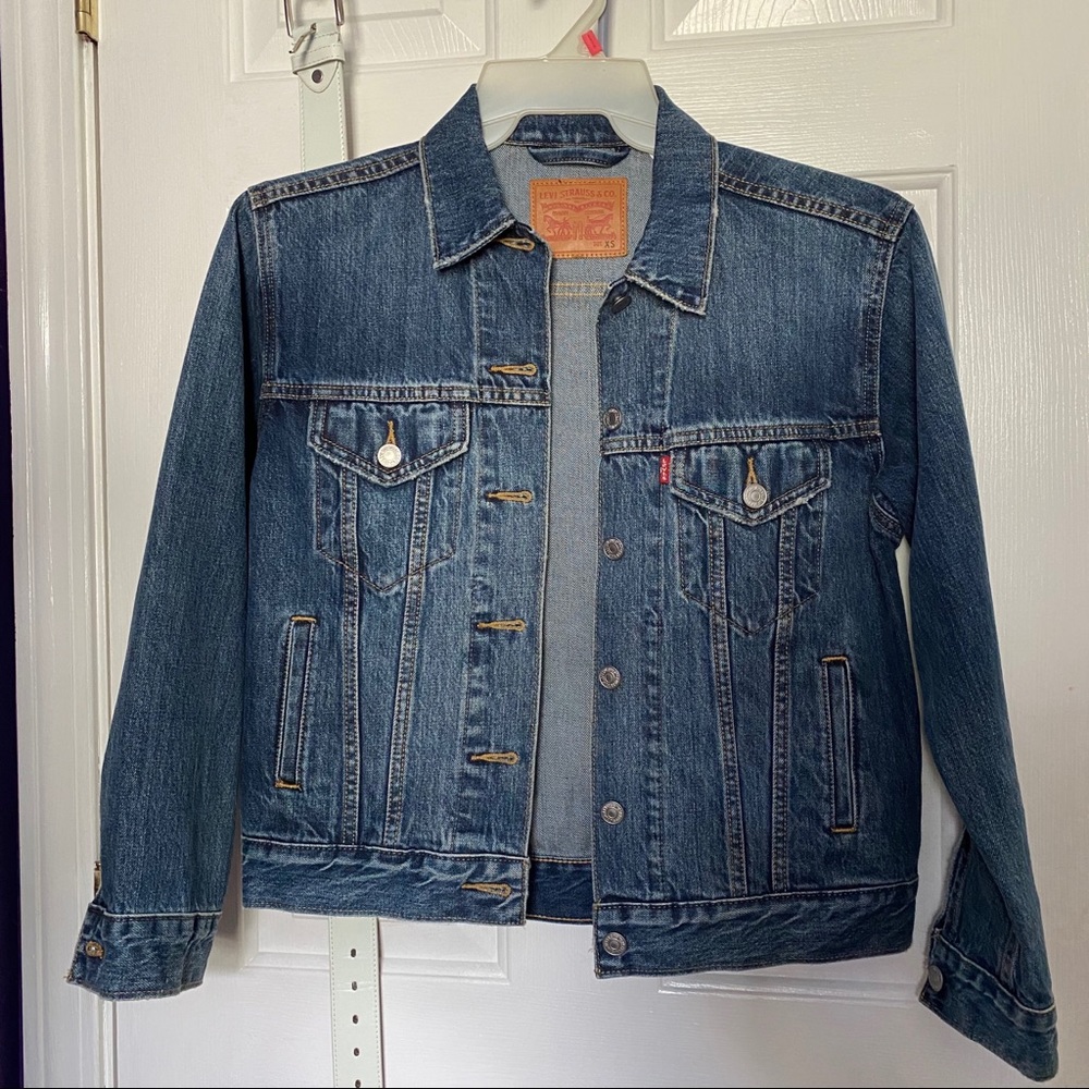 Levi’s Ex-Boyfriend Denim Trucker Jacket - Picture 2 of 4